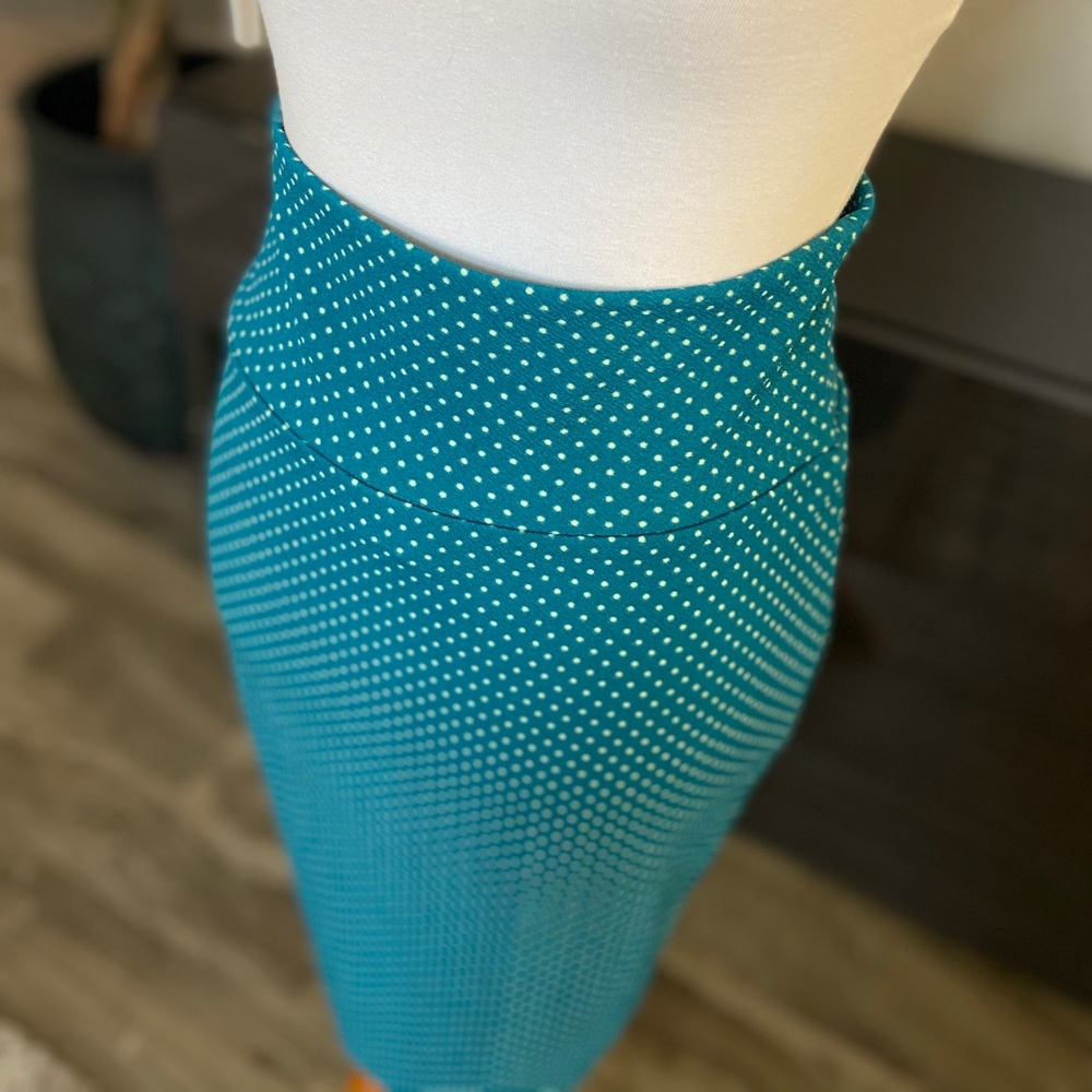 Pencil skirt